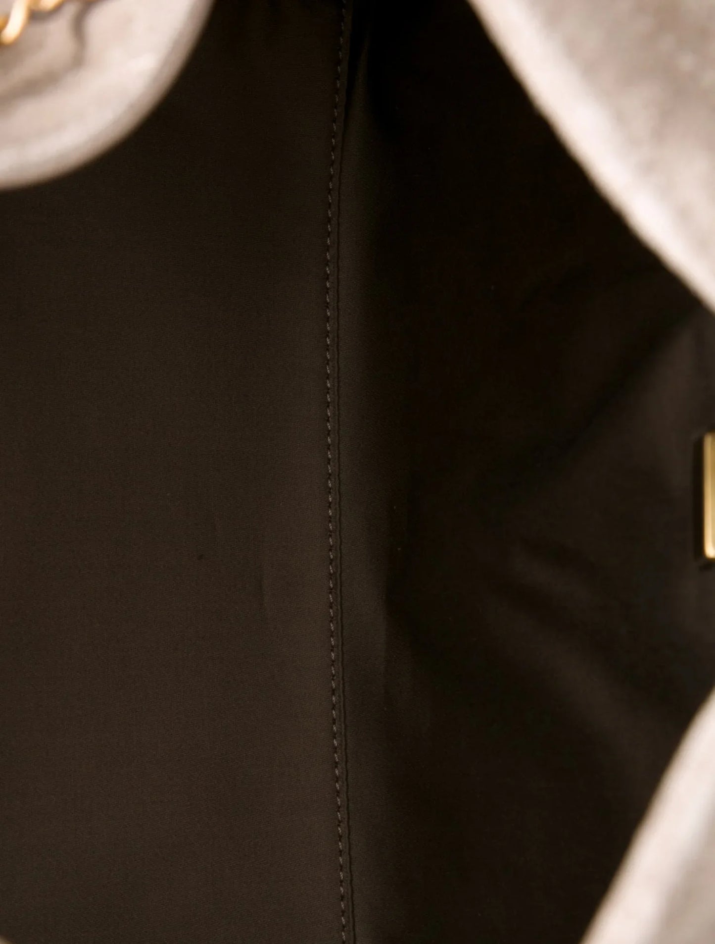 2025 Hobo Pequeño 25