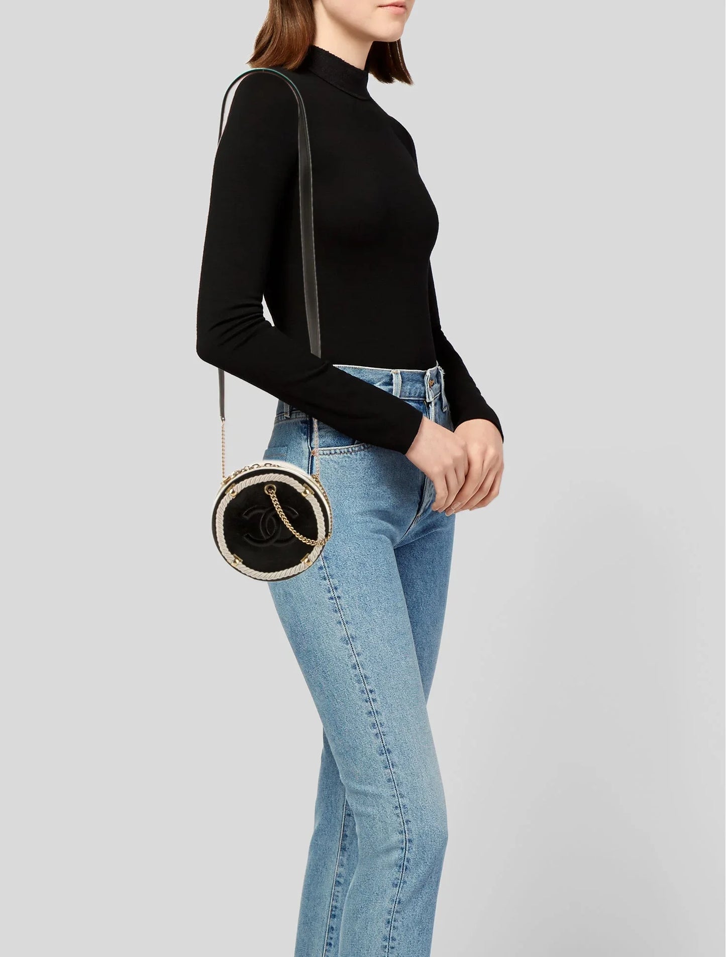 En Vogue Round Bag