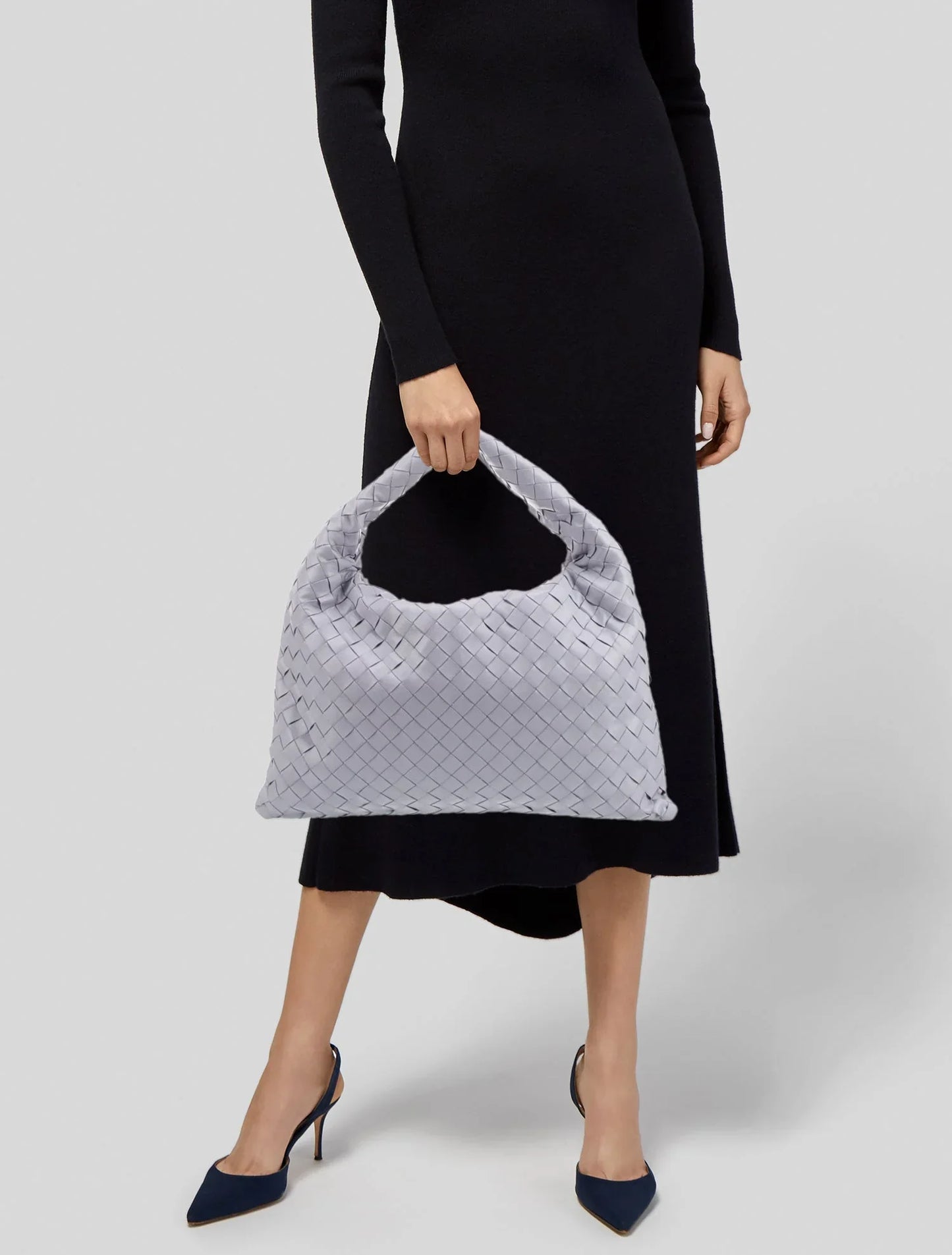 Bolso hobo intrecciato mediano 2022