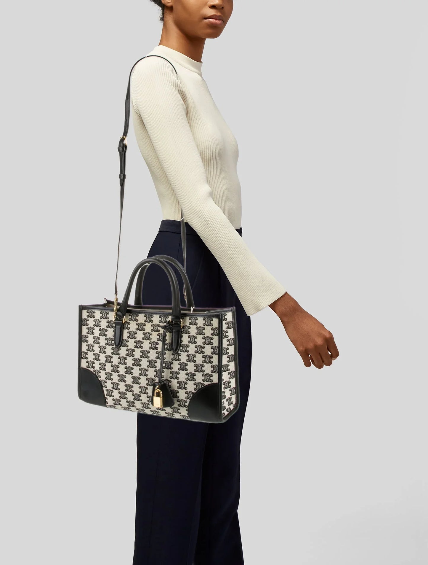 Triomphe Horizontal Cabas Tote Bag Mini 2022