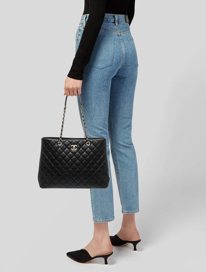 Classic Shopping Tote