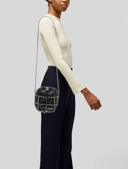Chain Drawstring Bucket Bag