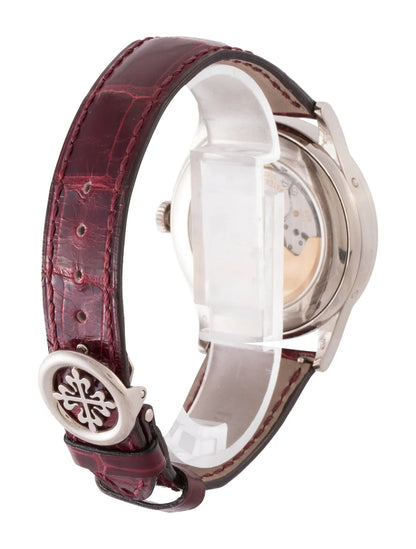 Montre calendrier annuel complications