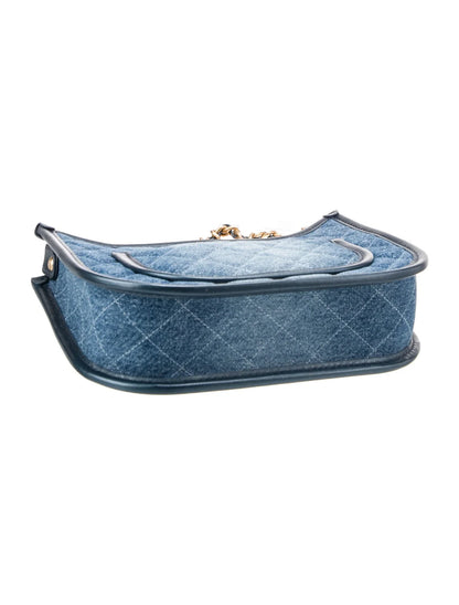 Bolso hobo Chanel de denim acolchado